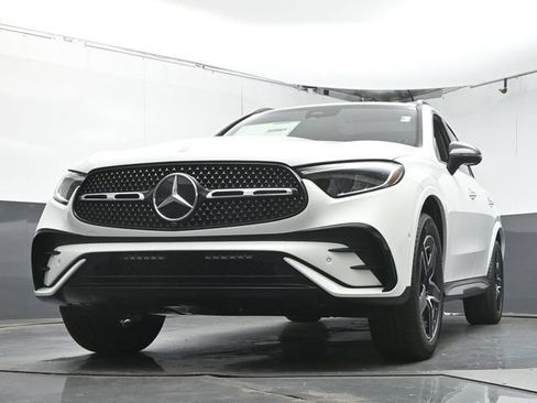 Used 2026 Mercedes-Benz GLC 300 image 35