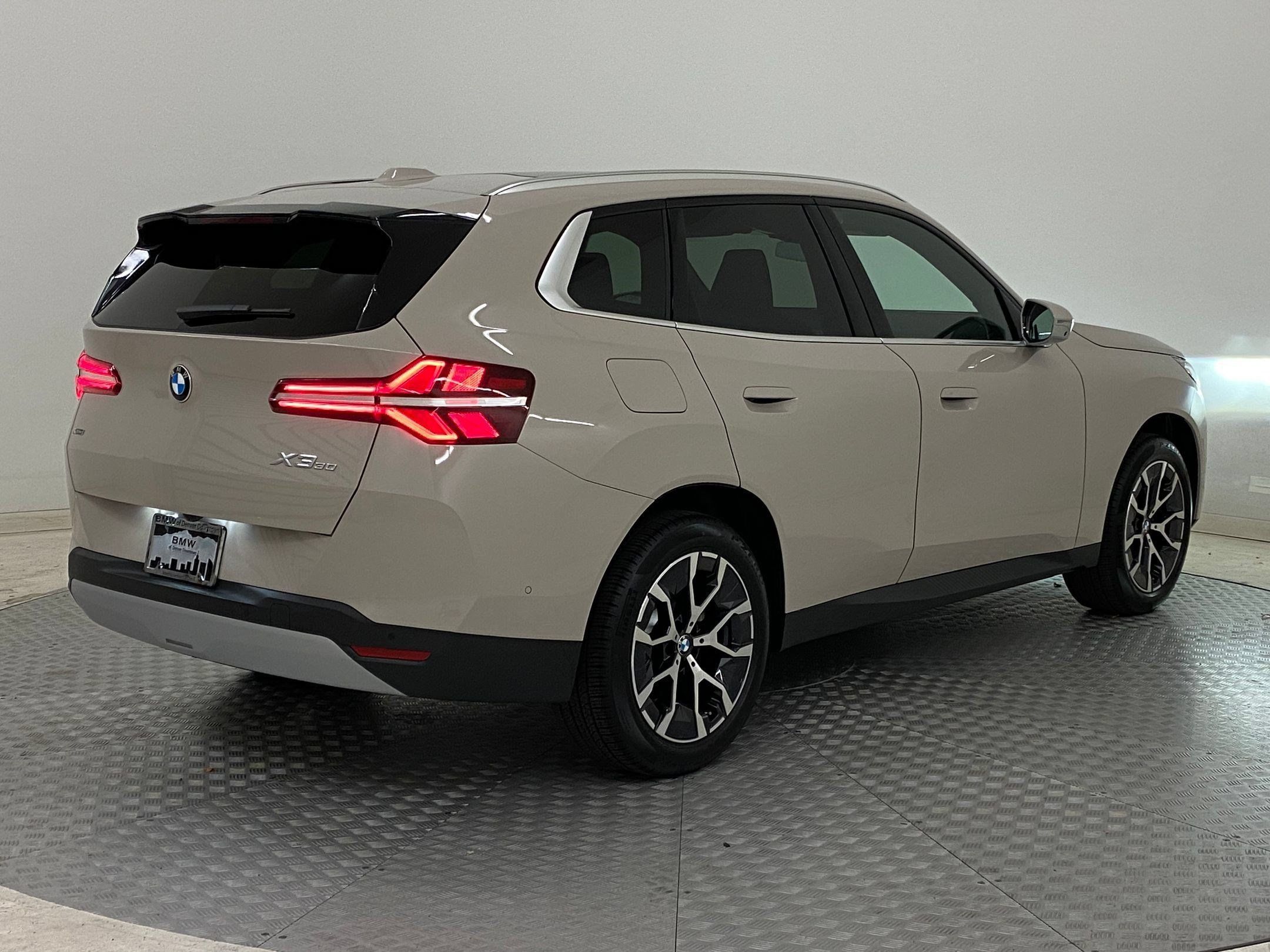 Used 2026 BMW X3 xDrive30i w/ Premium Package AWD/4WD image 8