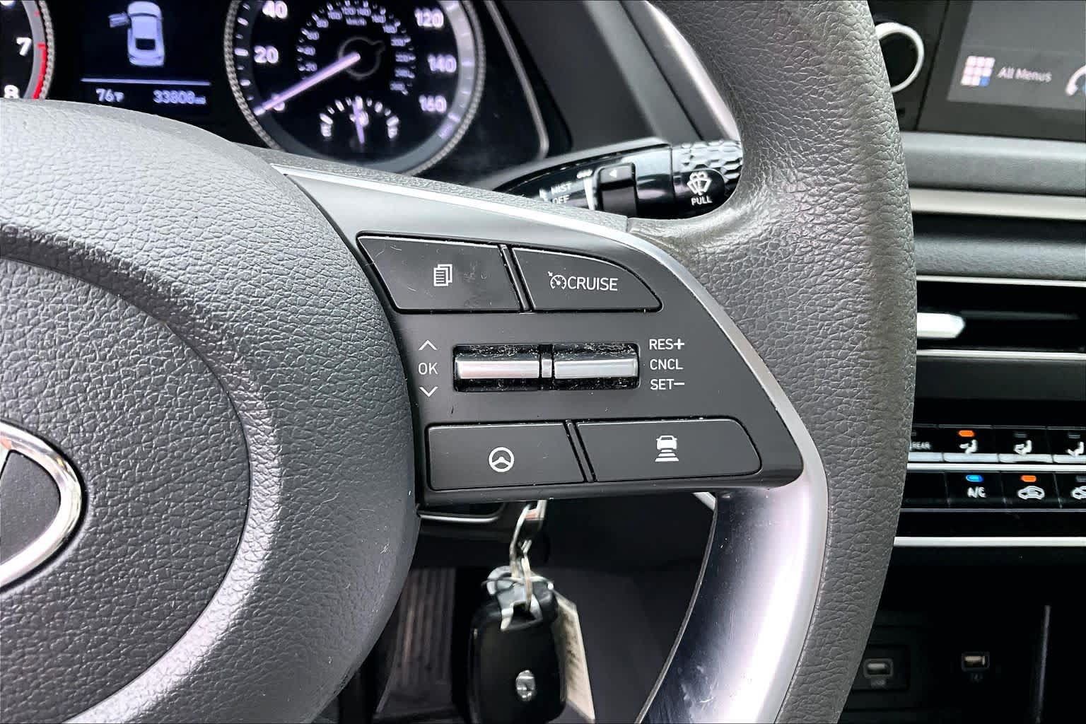 Used 2023 Hyundai Sonata SE w/ Preferred Accessory Package FWD image 23