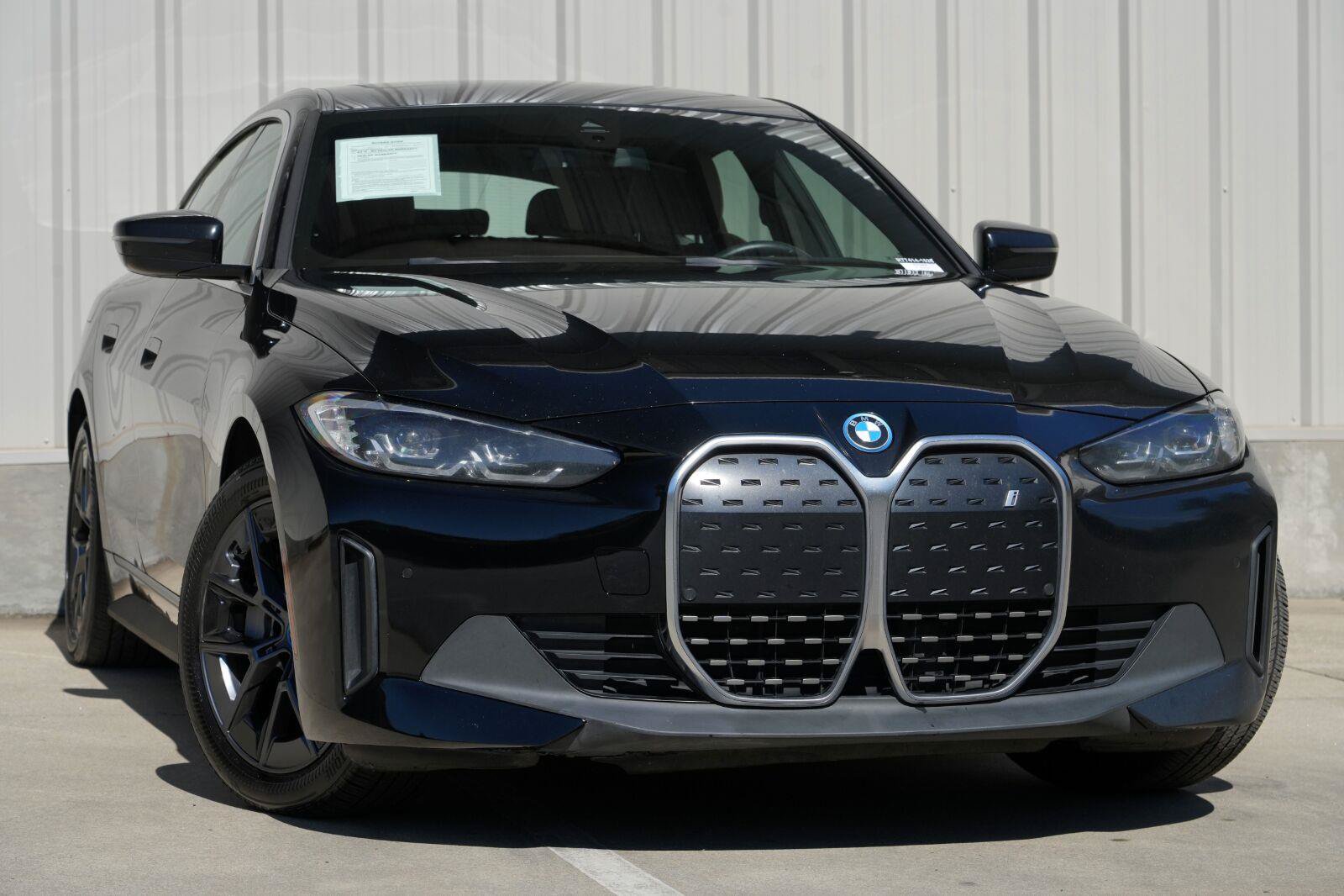 Used 2024 BMW i4 eDrive40 w/ Convenience Package RWD image 3