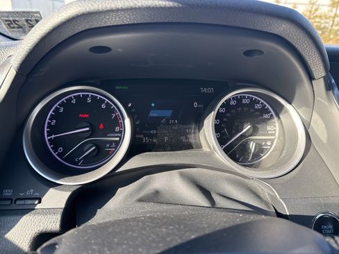 Used 2021 Toyota Camry XLE image 27