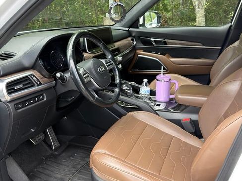 Used 2020 Kia Telluride SX w/ SX Prestige Package AWD/4WD image 6