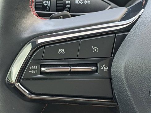 Used 2025 Chevrolet Equinox EV RS image 22