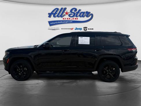 Used 2023 Jeep Grand Cherokee L Laredo AWD/4WD image 4