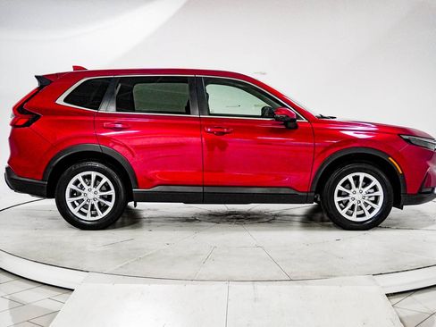 Used 2025 Honda CR-V EX image 11