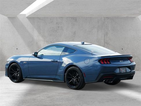 Used 2024 Ford Mustang GT Premium image 4