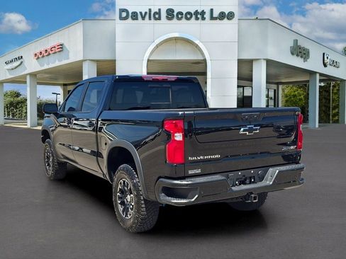 Used 2025 Chevrolet Silverado 1500 ZR2 AWD/4WD image 7