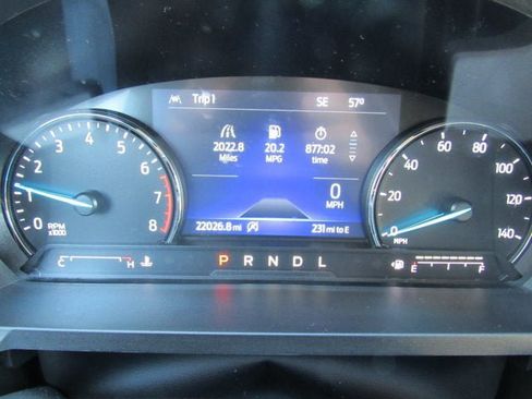 Used 2023 Ford Explorer XLT w/ Equipment Group 202A AWD/4WD image 15