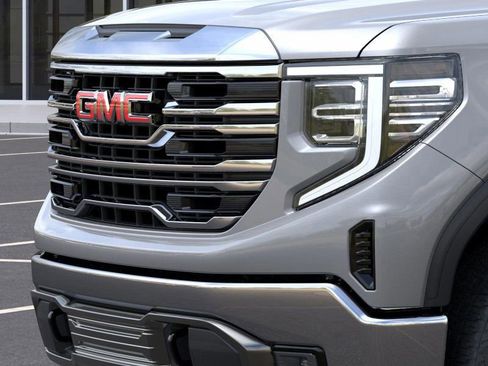 New 2026 GMC Sierra 1500 SLT image 13