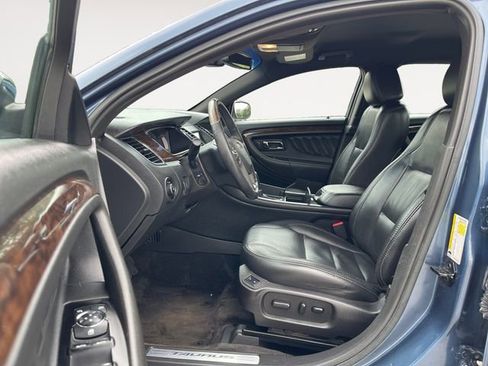 Used 2018 Ford Taurus Limited FWD image 9