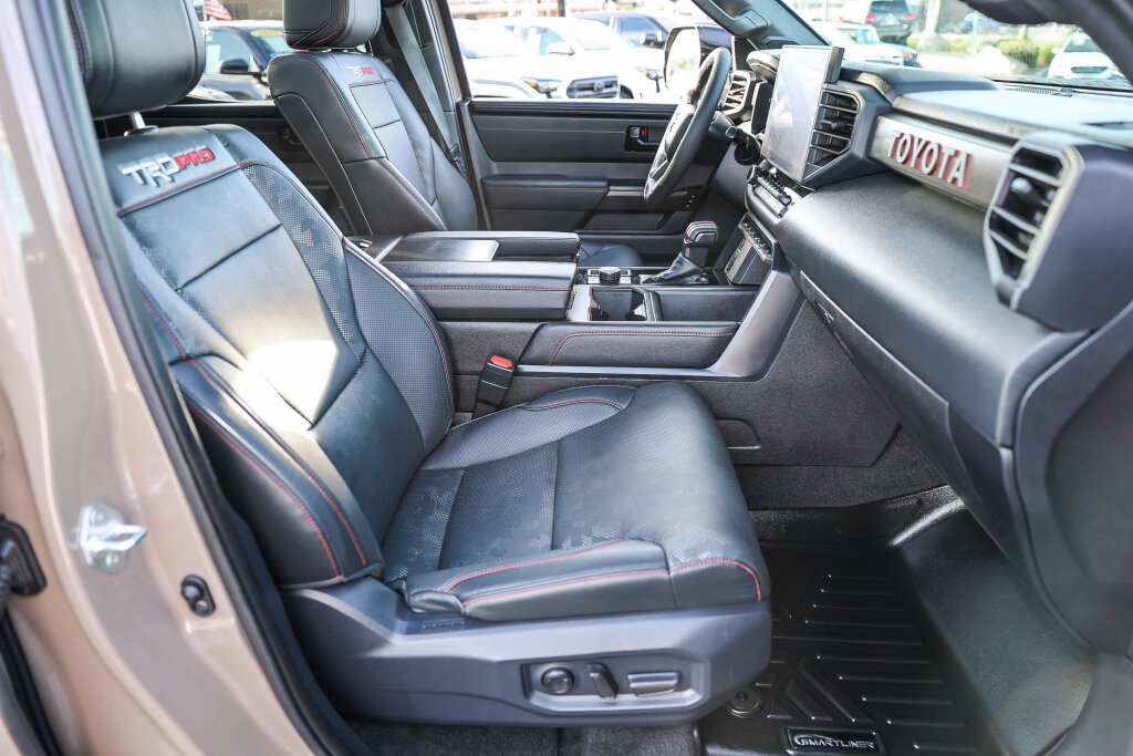 Used 2025 Toyota Tundra TRD Pro AWD/4WD image 9