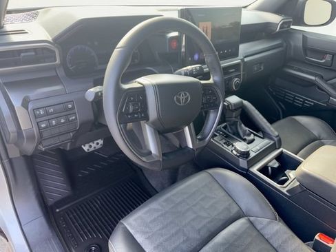 Used 2025 Toyota 4Runner TRD Sport Premium AWD/4WD image 17
