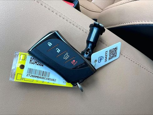 Used 2024 Lexus RX 350 Premium Plus w/ Convenience Package FWD image 15