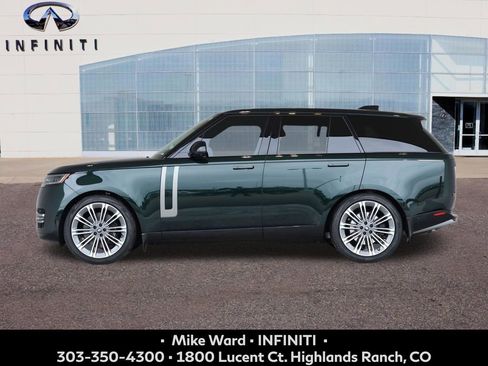 Used 2024 Land Rover Range Rover SE AWD/4WD image 2