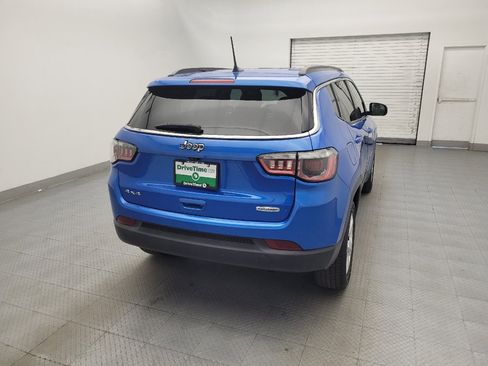 Used 2017 Jeep Compass Latitude w/ Popular Equipment Group AWD/4WD image 7