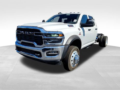 New 2026 RAM 5500 Tradesman image 4