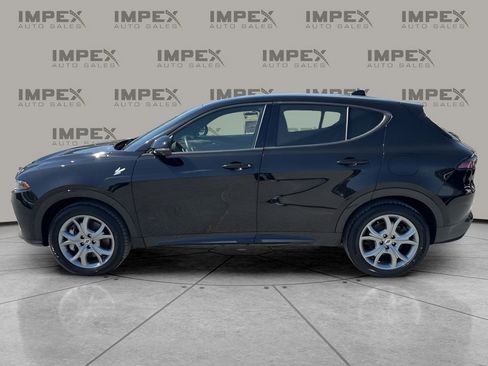 Used 2024 Dodge Hornet R/T w/ Tech Pack w/o Parking AWD/4WD image 2