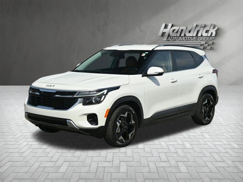 Used 2024 Kia Seltos EX image 8