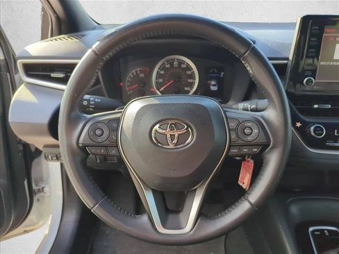 Used 2022 Toyota Corolla SE FWD image 18