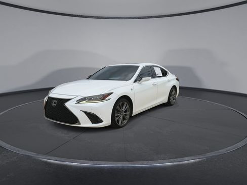 Used 2019 Lexus ES 350 F Sport w/ Accessory Package FWD image 4