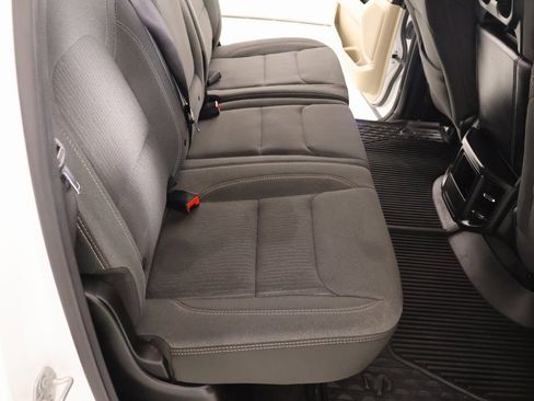 Used 2021 RAM 1500 Big Horn image 13