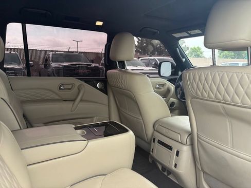 Used 2024 INFINITI QX80 Sensory w/ Cargo Package AWD/4WD image 8