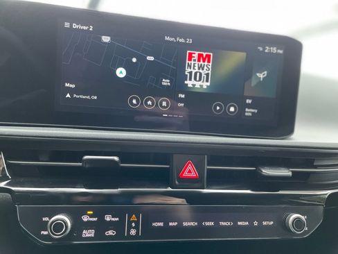 Used 2025 Kia EV6 Light image 14