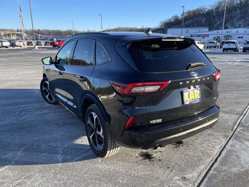 Used 2023 Ford Escape ST-Line Elite w/ Premium Technology Package AWD/4WD image 7