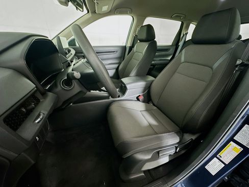 Used 2025 Honda CR-V LX image 13