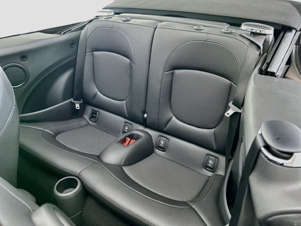 Used 2024 MINI Cooper S FWD image 19