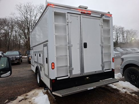 New 2026 Ford E-450 and Econoline 450 Super Duty w/ Power Equipment Group image 4