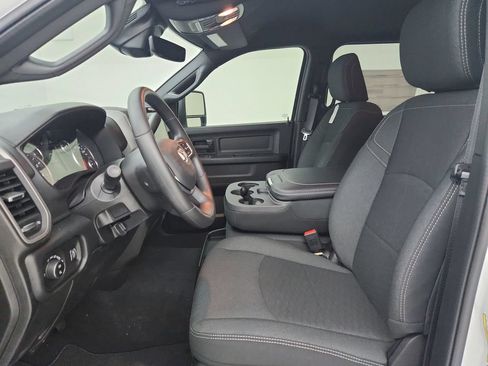 New 2026 RAM 2500 Tradesman AWD/4WD image 19