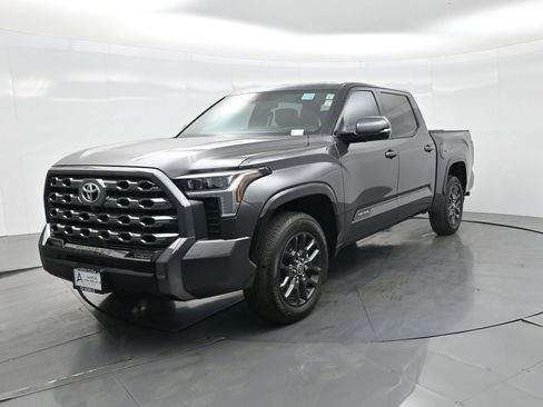 Used 2023 Toyota Tundra Platinum image 2