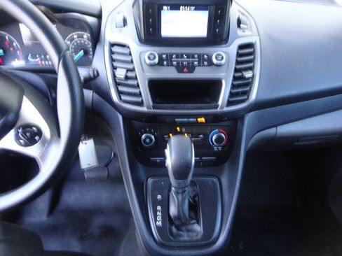 Used 2022 Ford Transit Connect XL FWD image 8