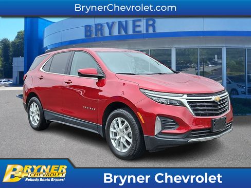Used 2023 Chevrolet Equinox LT AWD/4WD image 1