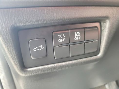 Used 2018 MAZDA CX-5 Touring w/ Preferred Equipment Package image 19