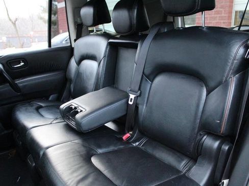 Used 2018 Nissan Armada Platinum w/ Interior Lighting Package image 28