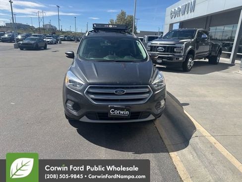Used 2018 Ford Escape Titanium image 8