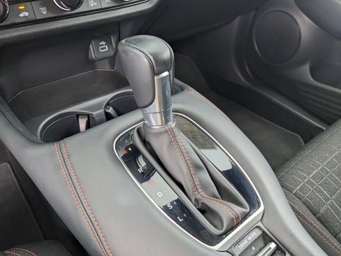 Used 2024 Honda HR-V Sport image 25