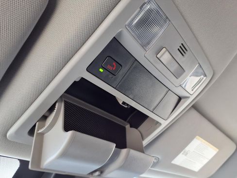 Used 2023 Toyota Tacoma SR image 16