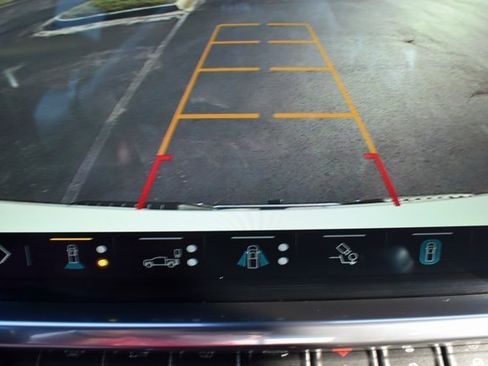 Used 2023 Chevrolet Silverado 1500 LTZ w/ LTZ Premium Package image 20