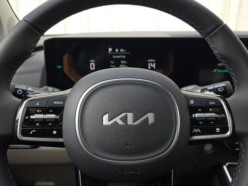 New 2026 Kia Carnival LXS image 23