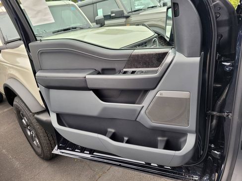 New 2025 Ford F150 Lightning Flash image 37