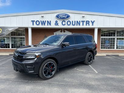 Used 2023 Ford Expedition Limited