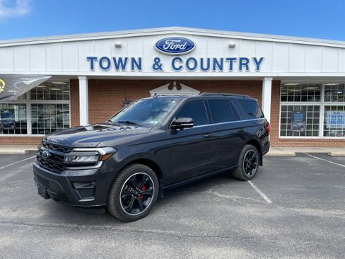 Used 2023 Ford Expedition Limited AWD/4WD image 1