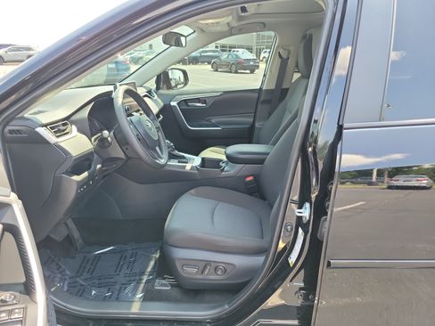 Certified 2024 Toyota RAV4 XLE w/ Convenience Package AWD/4WD image 19