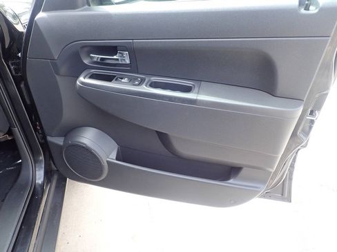 Used 2010 Jeep Liberty Sport w/ Popular Equipment Group AWD/4WD image 23