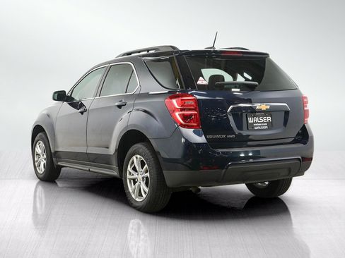 Used 2017 Chevrolet Equinox LT w/ Convenience Package AWD/4WD image 3