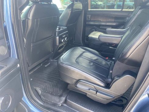 Used 2018 Ford Expedition Max Limited w/ Equipment Group 302A AWD/4WD image 8