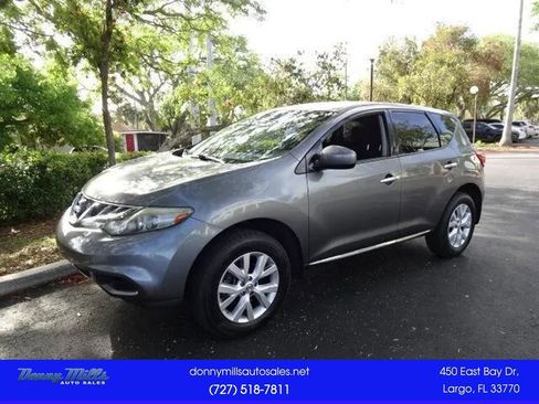 Used 2014 Nissan Murano S image 1